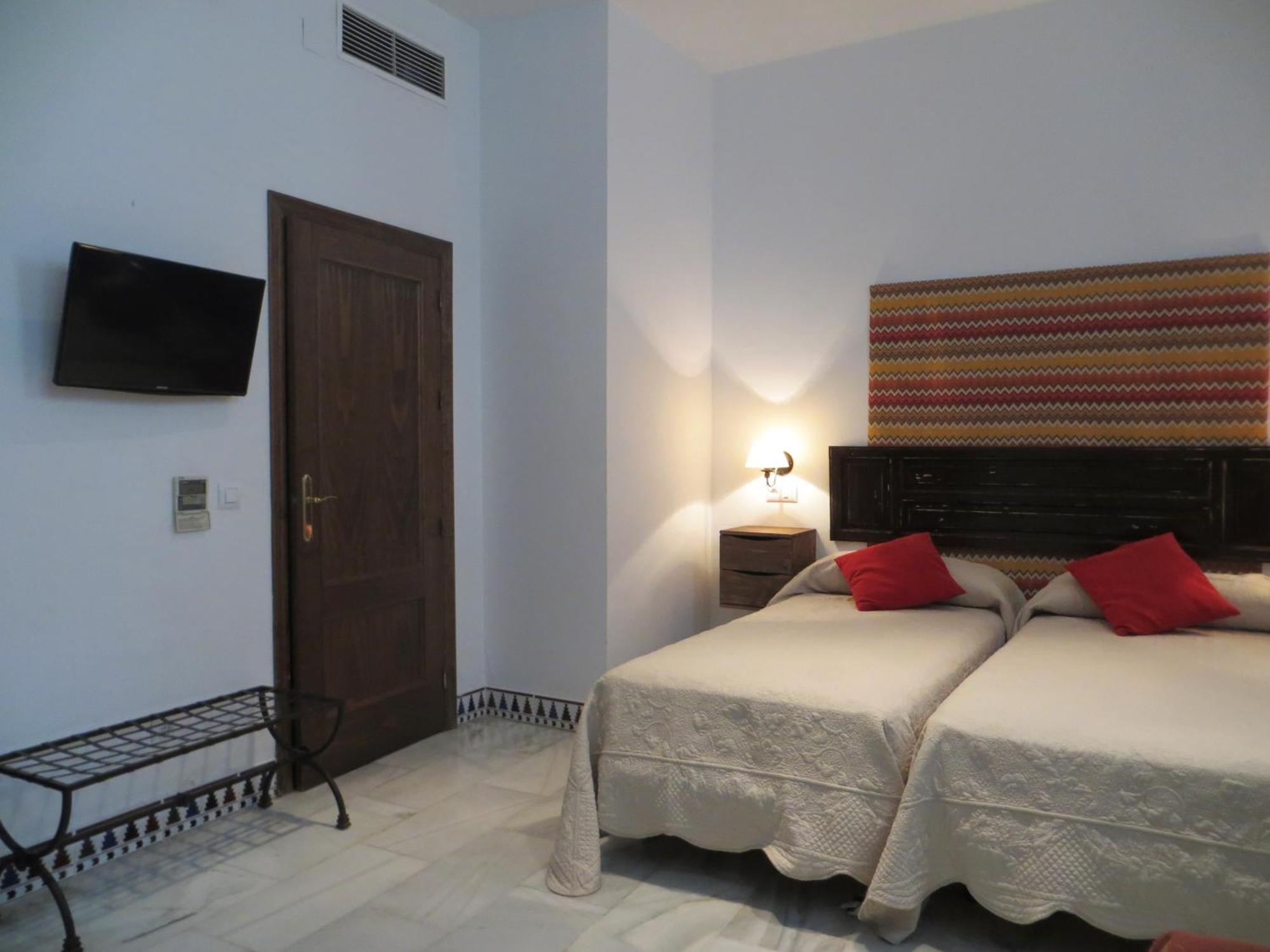 Apartamentos Plaza กอร์โดบา ห้อง รูปภาพ