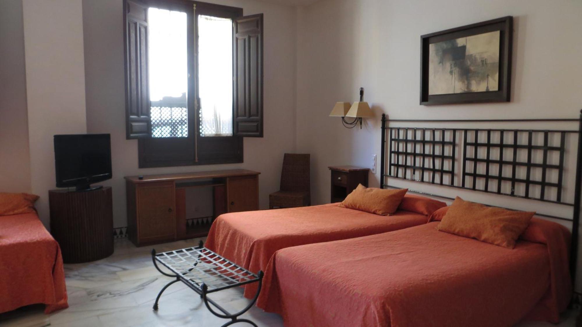 Apartamentos Plaza กอร์โดบา ห้อง รูปภาพ