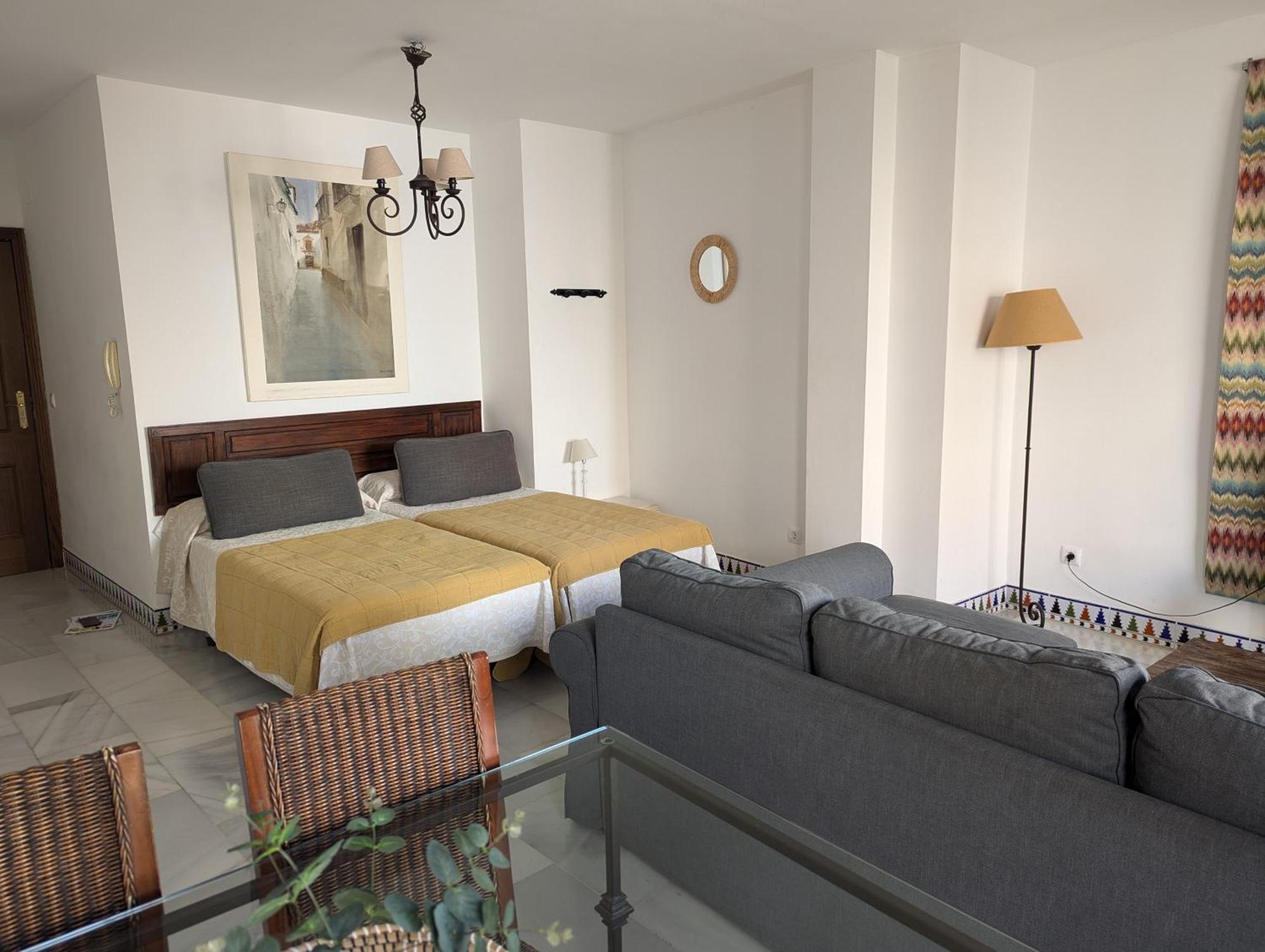 Apartamentos Plaza กอร์โดบา ภายนอก รูปภาพ