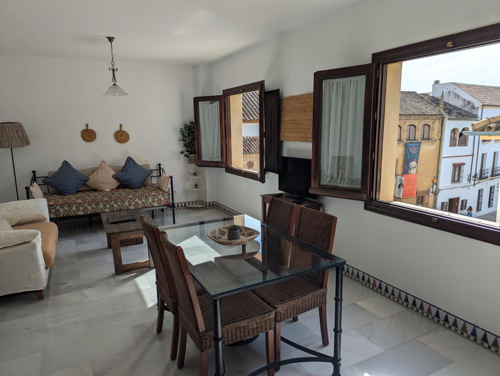 Apartamentos Plaza กอร์โดบา ภายนอก รูปภาพ