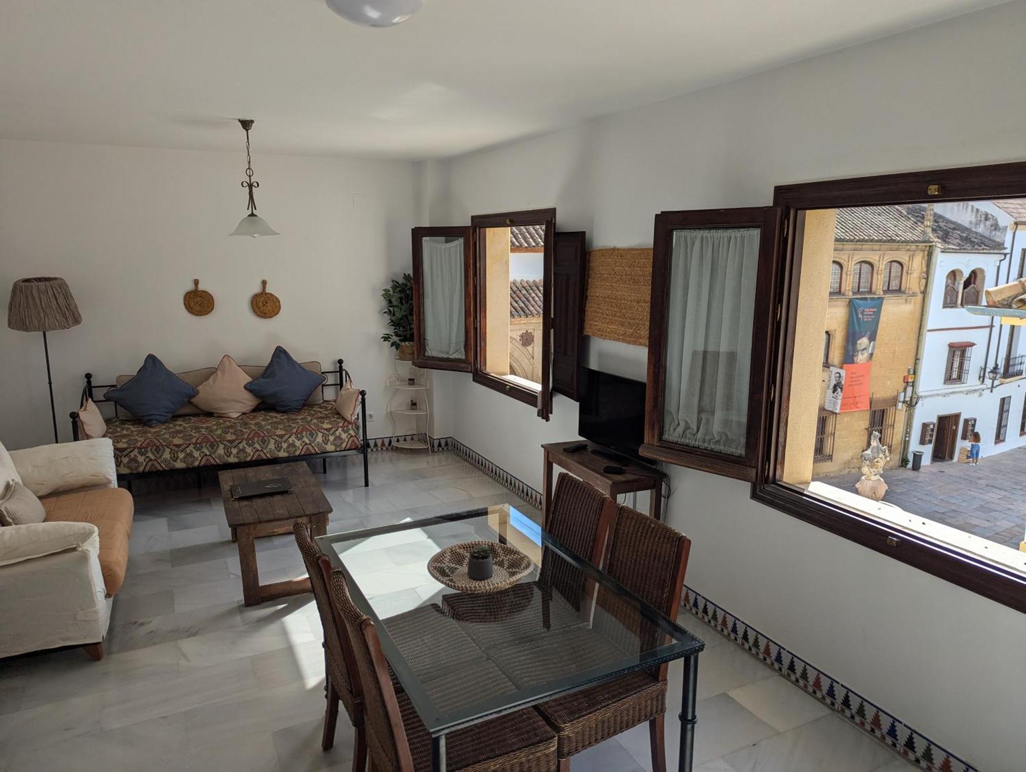 Apartamentos Plaza กอร์โดบา ภายนอก รูปภาพ